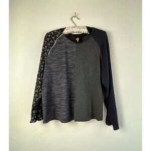 Staley Gretzinger Pullover Sweater Womens Medium Gray Colorblock Zipper Shoulder